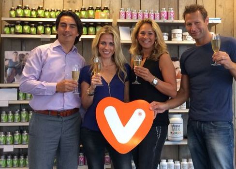 Vitaminstore en gezondheidsplatform Vivonline van Vivian Reijs gaan partnership aan. Bron: FranchiseFormules.NL